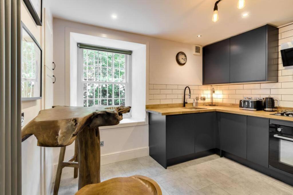Lovely 2 Bedroom Garden Flat In Trendy West End Glasgow Exterior photo